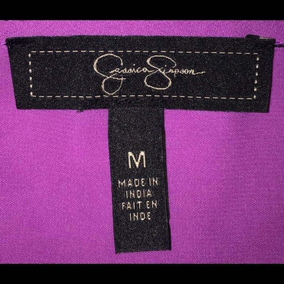 ⭐️ Jessica Simpson - short sleeve back slit blouse - Picture 6 of 8